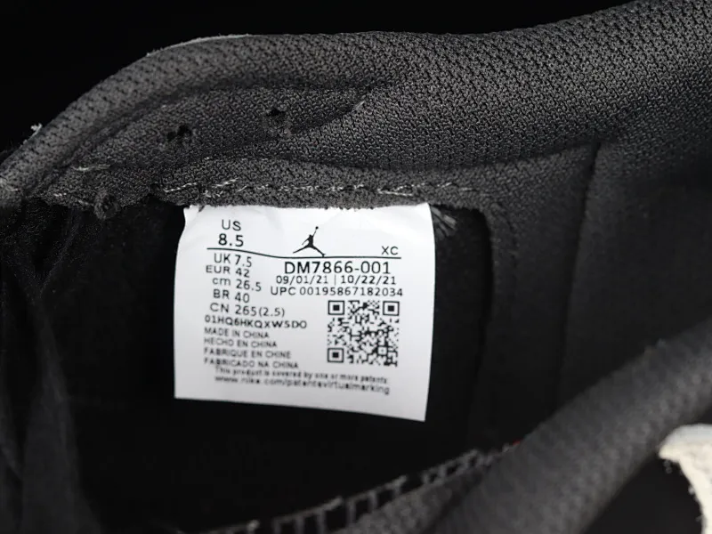 All Categories Air Jordan Jordan Series Basketball Shoes Air Jordan 1 Low Travis Scott x Air Jordan 1 Low "Black Phantom" AJ1 Joe 1 Overhook Black Phantom DM7866-001